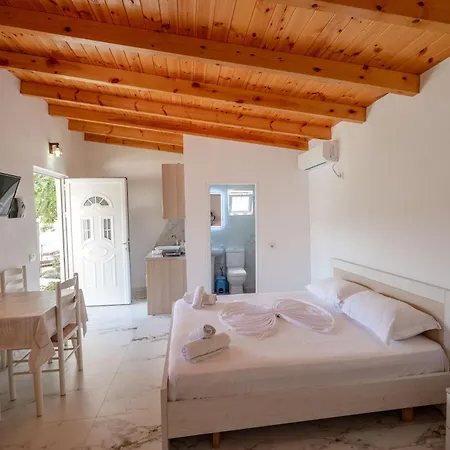 Pensionat Nino's 3*