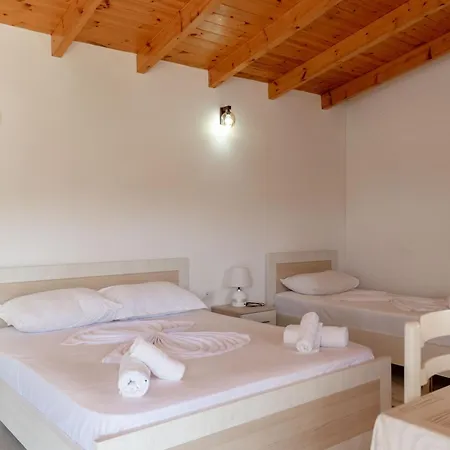 Pensionat Nino's 3*